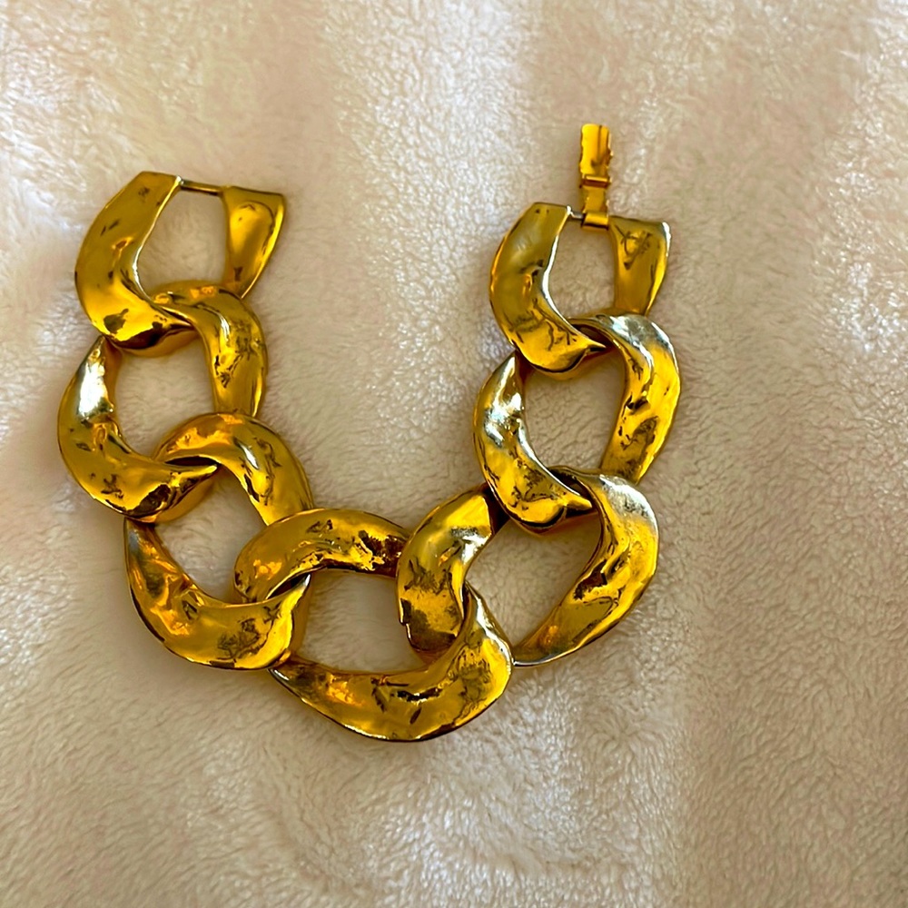 Vintage bracelet. Chain gold.